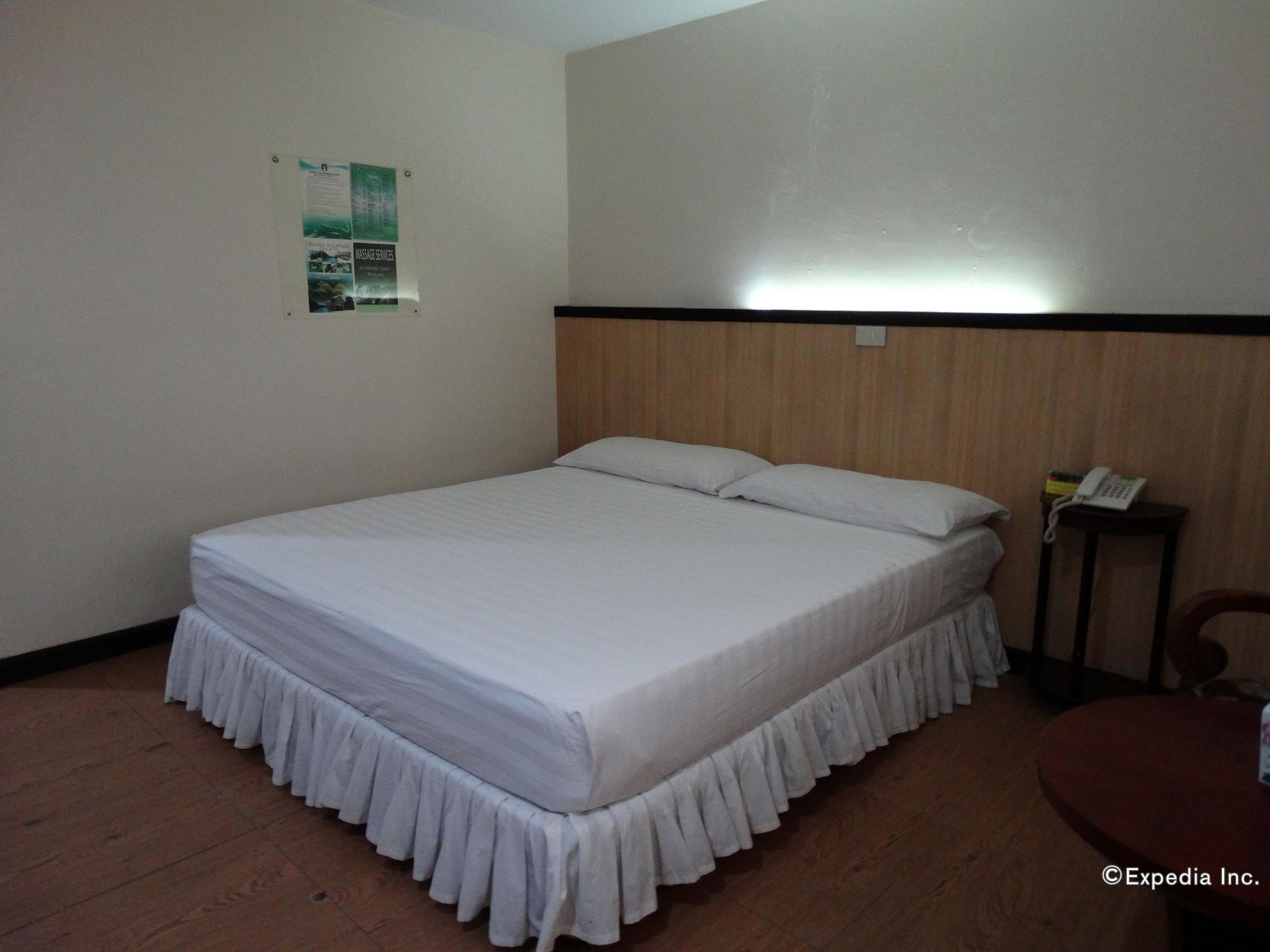 Panda Tea Garden Suites Tagbilaran Extérieur photo