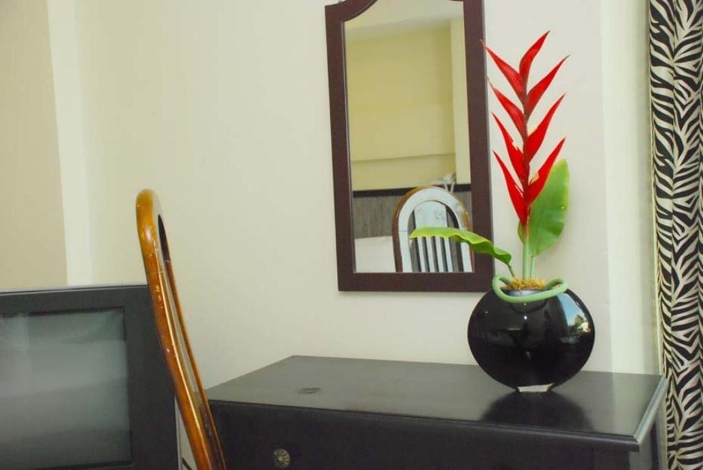 Panda Tea Garden Suites Tagbilaran Extérieur photo